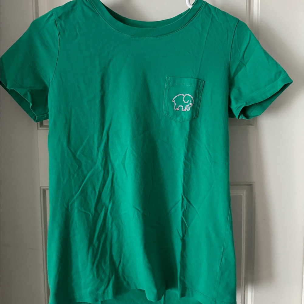 Ivory Ella women’s small pineapple tee